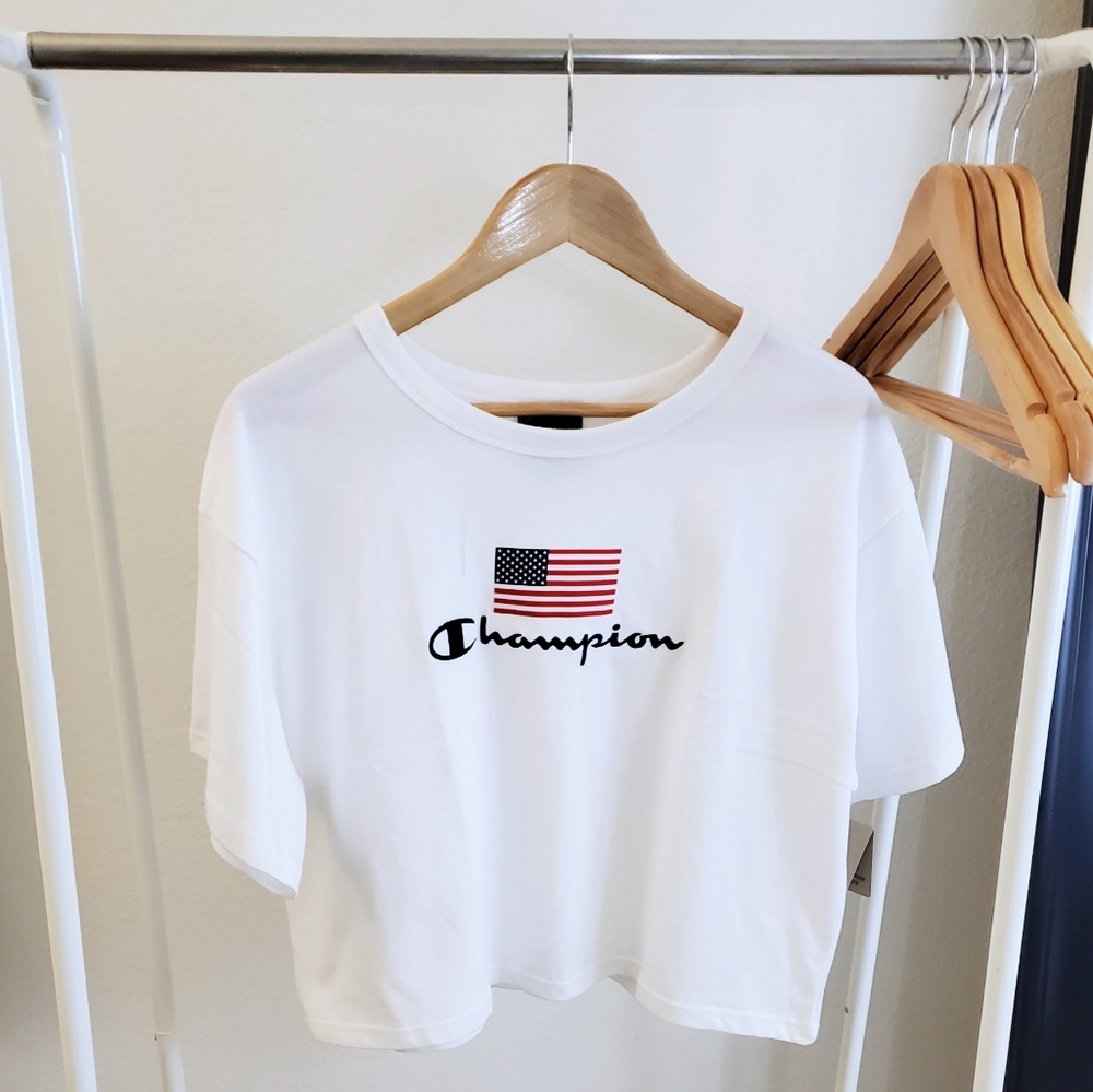 CHAMPION TSHIRT